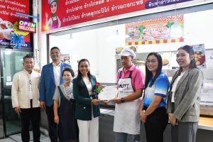 รับมอบป้ายรับรองมาตรฐานสุขาภิบาลอาหาร