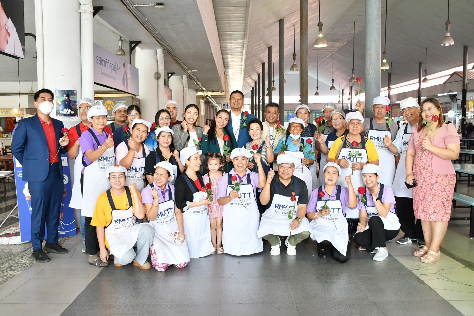 รับมอบป้ายรับรองมาตรฐานสุขาภิบาลอาหาร